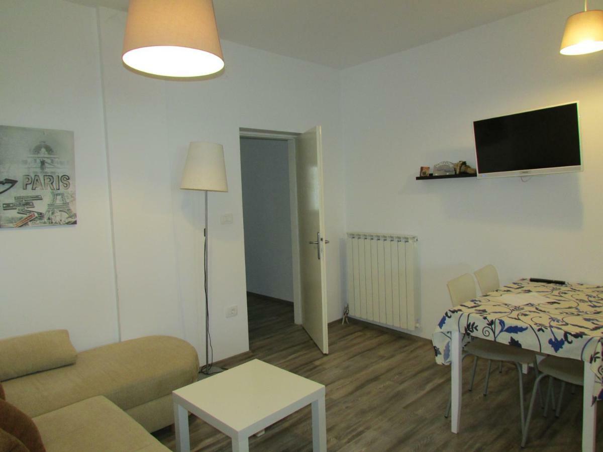 Apartment Karmen 우마그 외부 사진